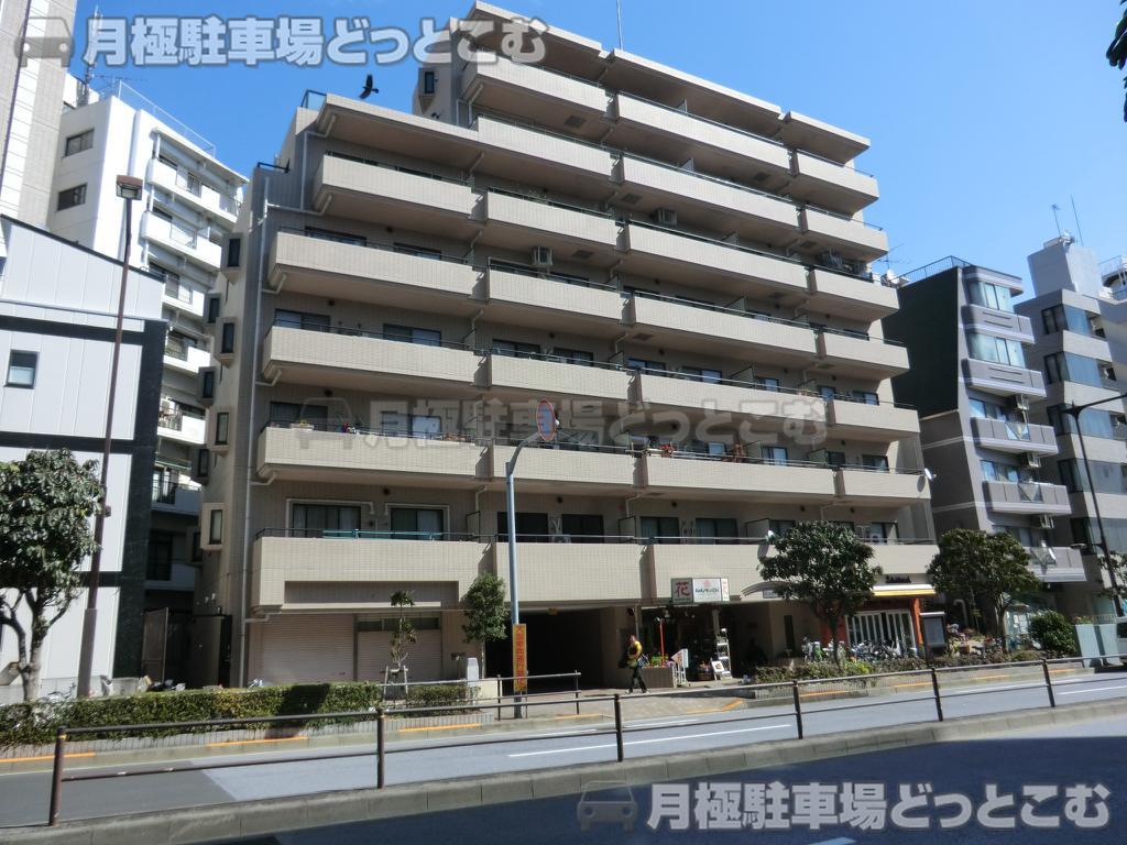 新宿区余丁町8-2の月極駐車場3