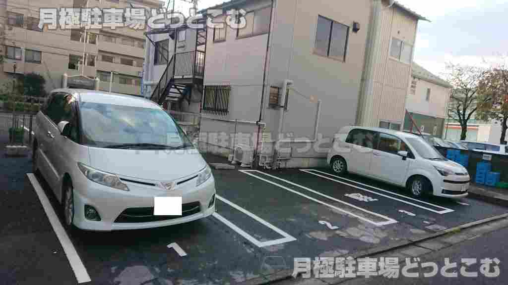 江戸川区春江町5-31-48の月極駐車場1