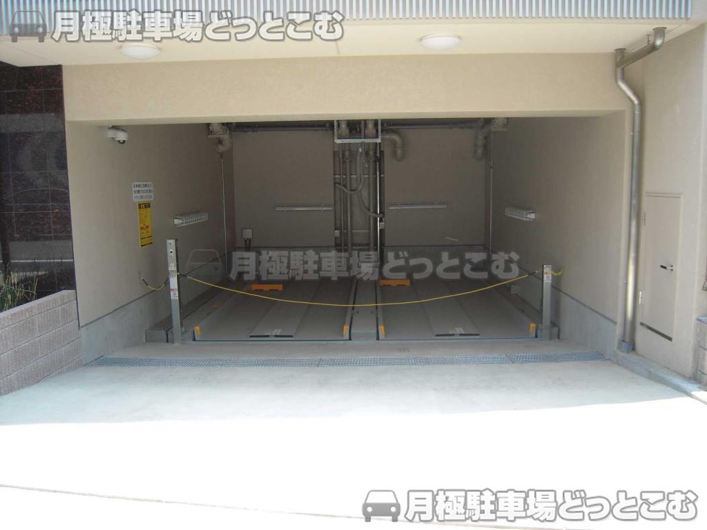 江東区木場5-8-4の月極駐車場3