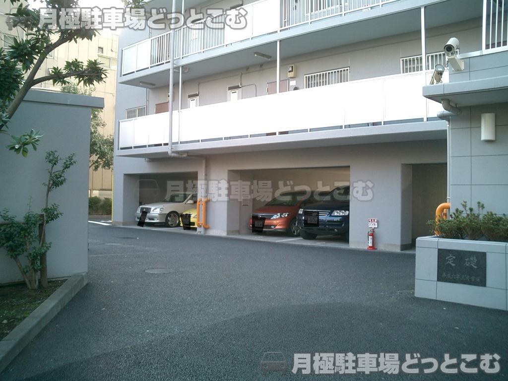 江東区塩浜2-7-21の月極駐車場1