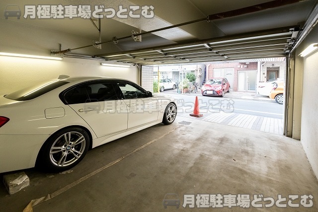 豊島区東池袋4丁目39-8の月極駐車場2