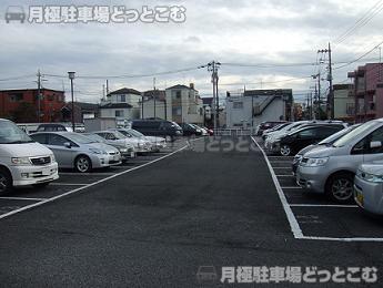 葛飾区小菅2-14の月極駐車場3