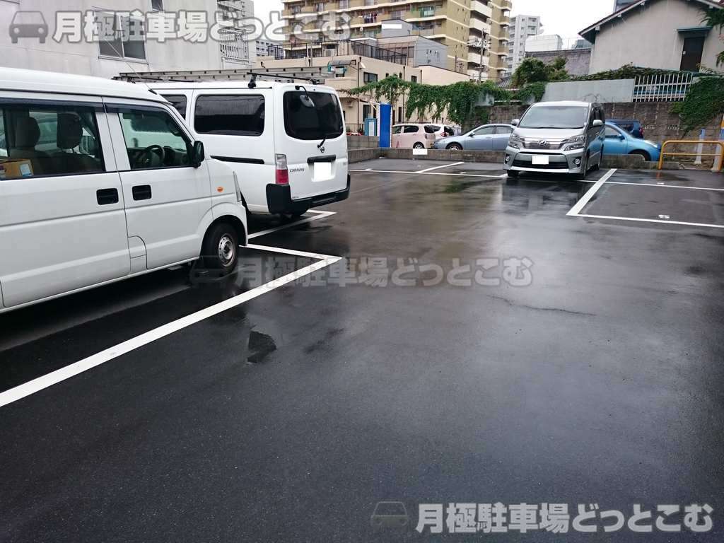 名古屋市中区大須2丁目2909の月極駐車場2