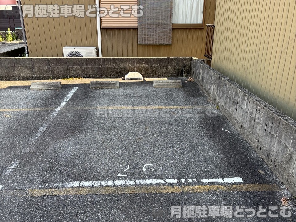 名古屋市港区浜2-1102-3の月極駐車場4