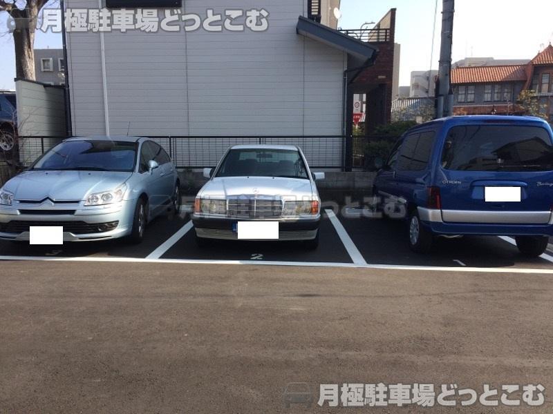 名古屋市東区橦木町3丁目11の月極駐車場3