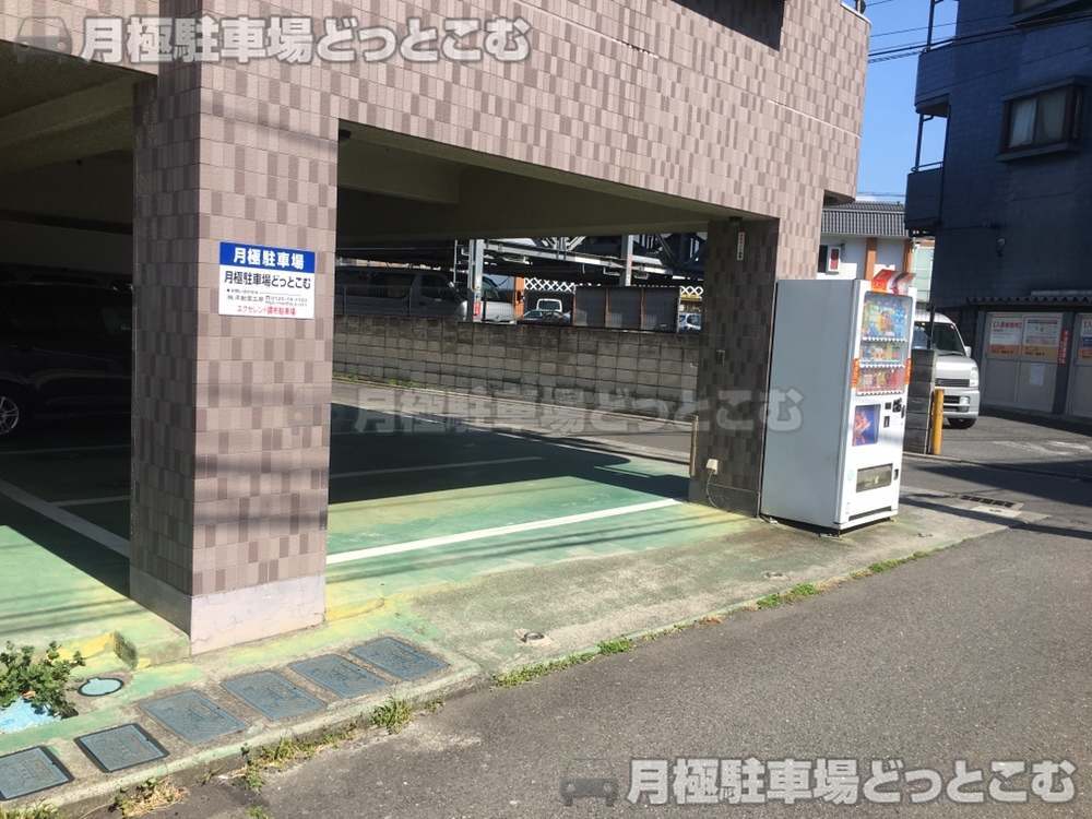 調布市西つつじヶ丘1丁目5-2の月極駐車場2