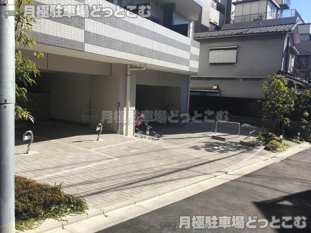 板橋区大山東町3-11の月極駐車場3