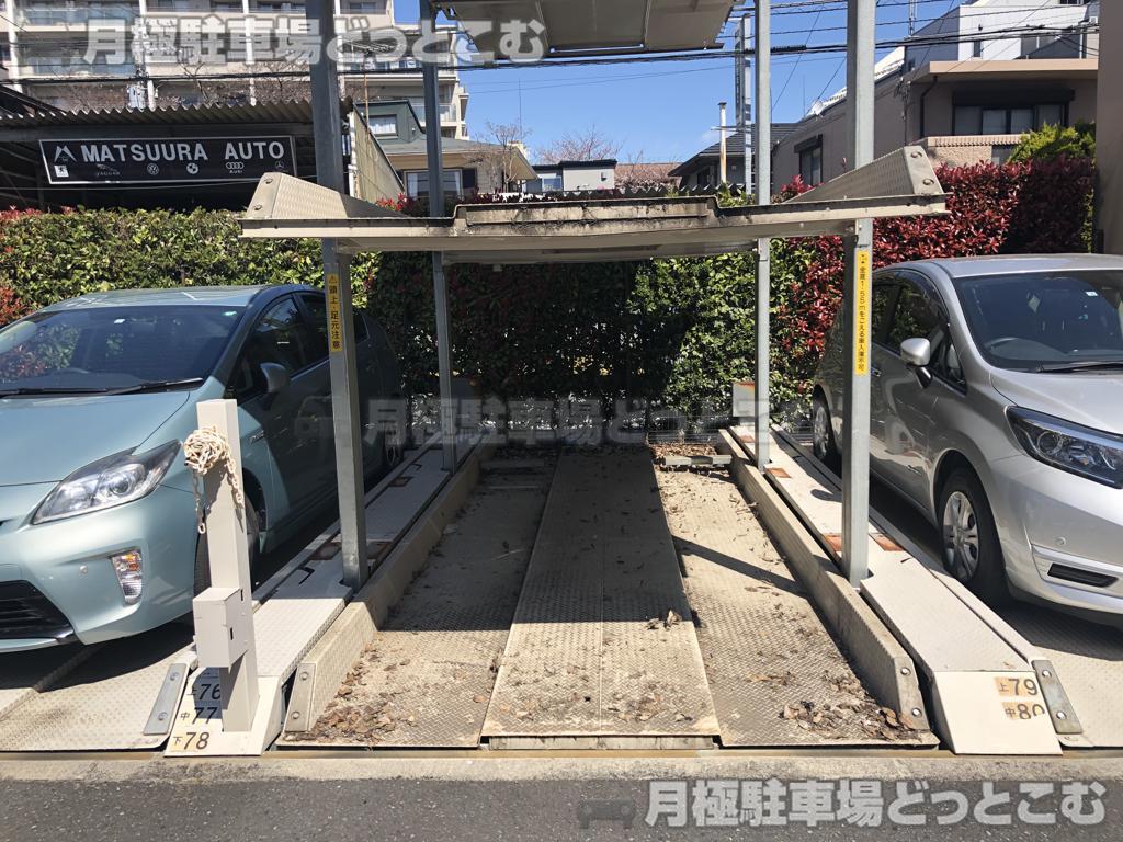 杉並区高井戸西2-18-1の月極駐車場1