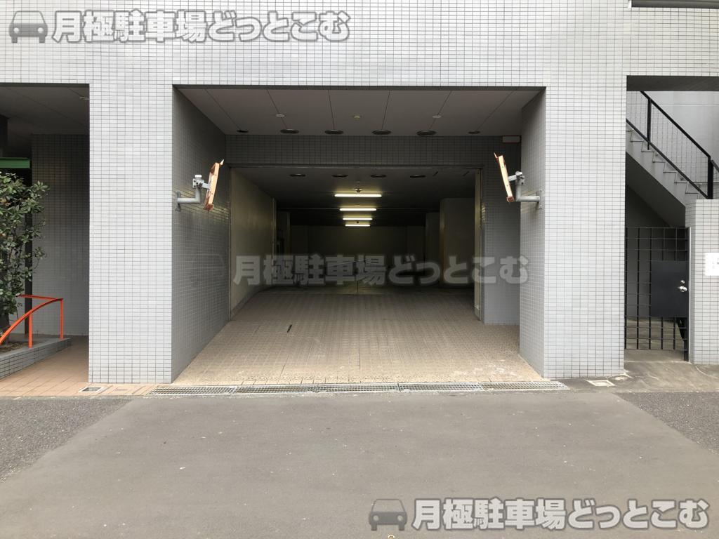 文京区白山4-36-16の月極駐車場1