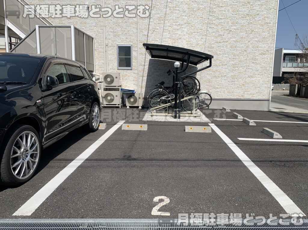 昭島市中神町1136-49の月極駐車場3