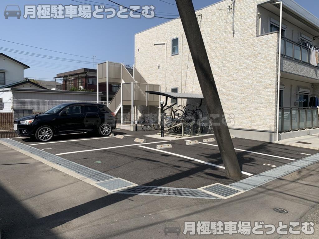 昭島市中神町1136-49の月極駐車場4