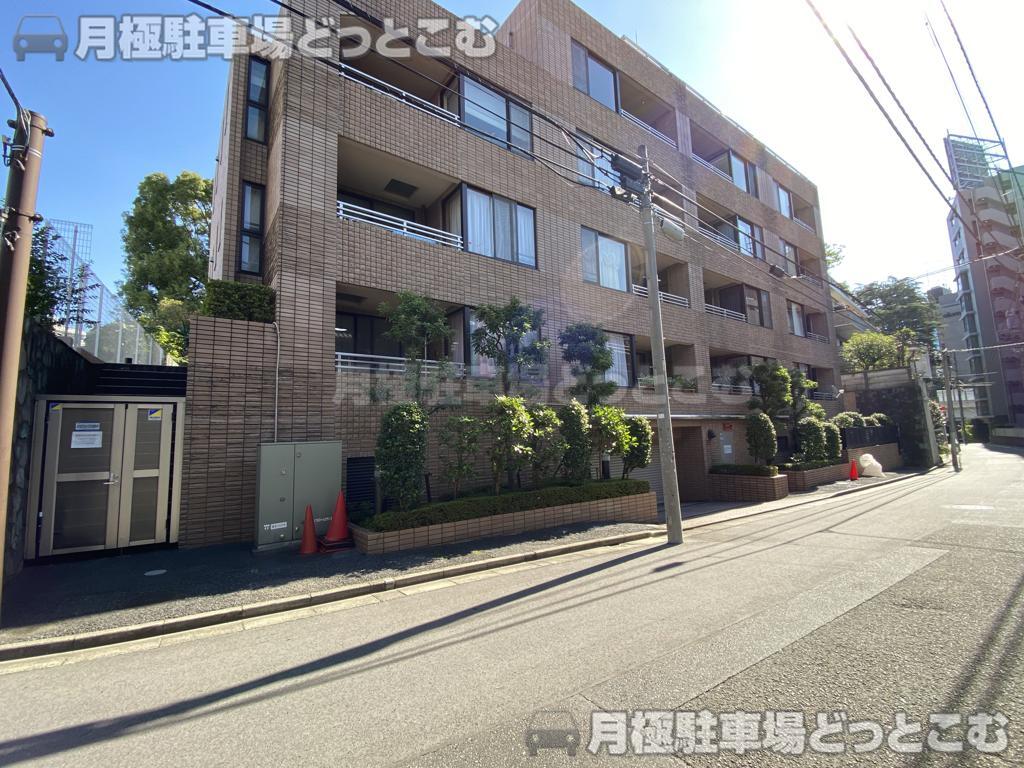渋谷区渋谷4-2-6の月極駐車場1