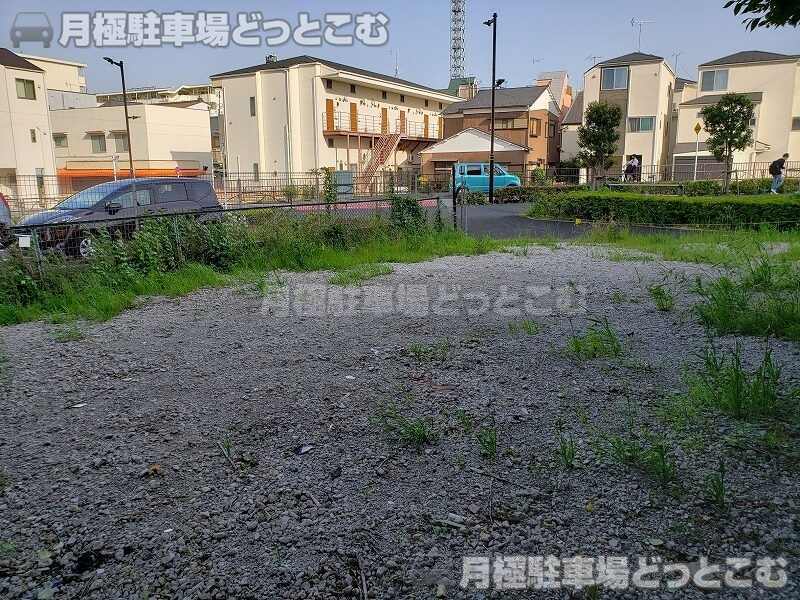 葛飾区新宿4-89の月極駐車場2