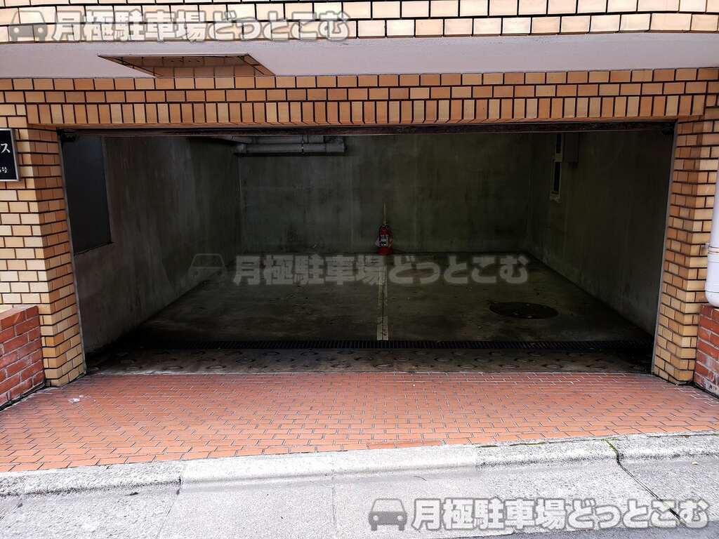 世田谷区奥沢2丁目419の月極駐車場2