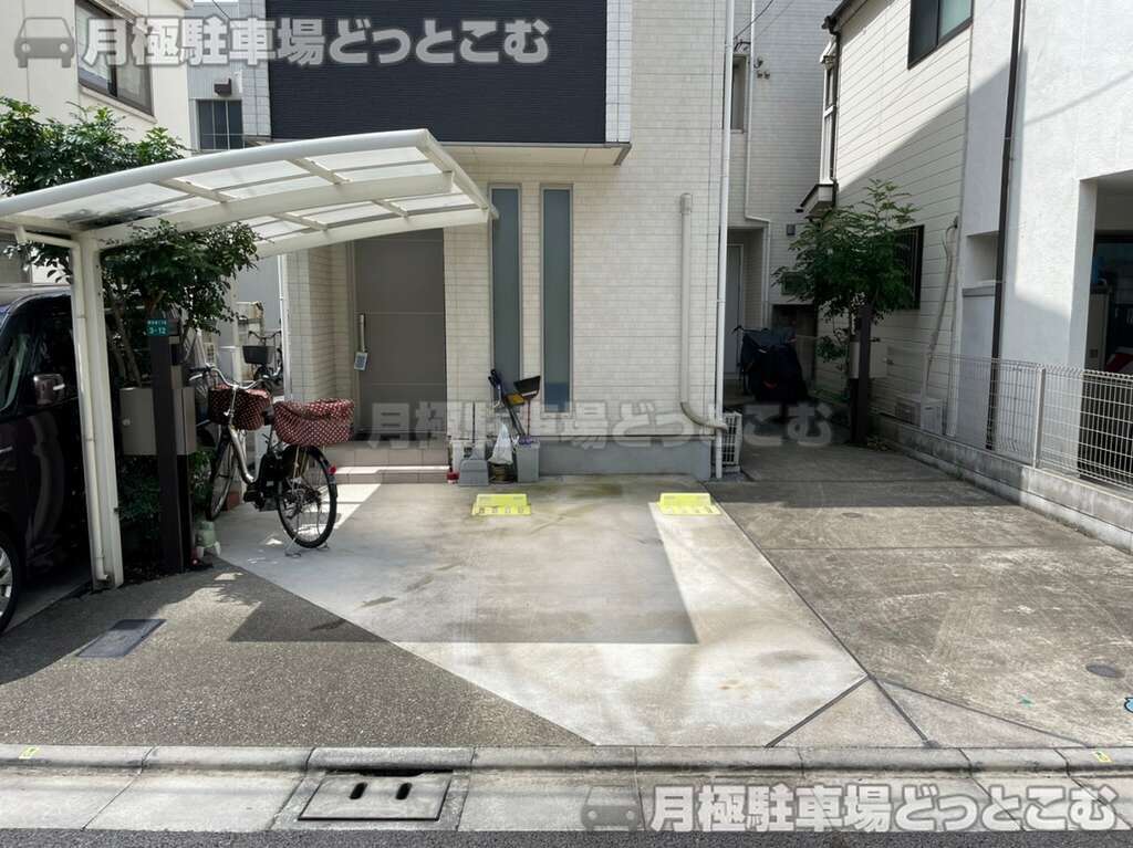 豊島区南池袋3-3-12の月極駐車場3