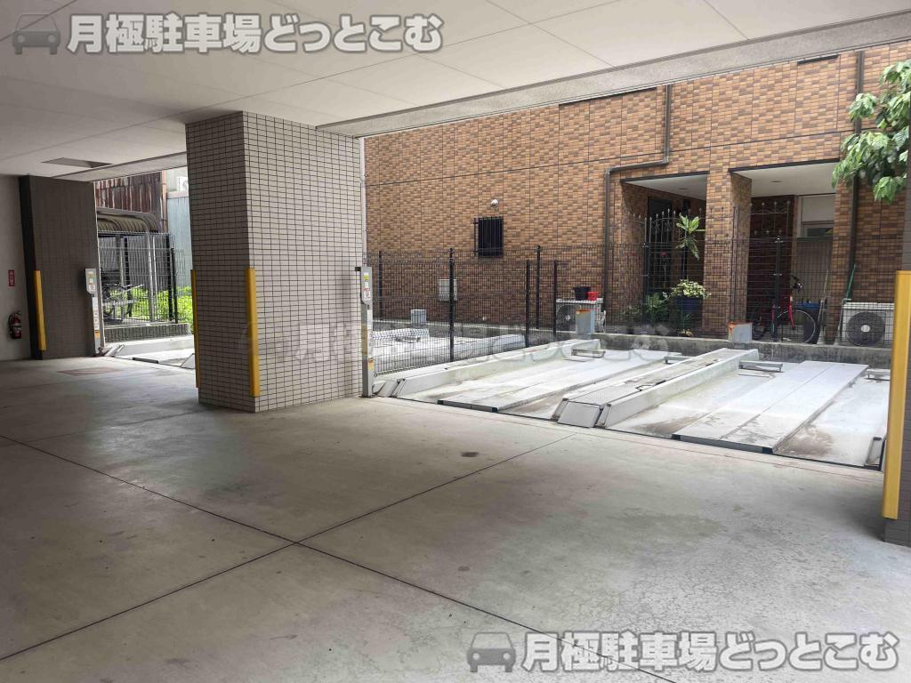 名古屋市中村区則武2丁目15-1の月極駐車場5