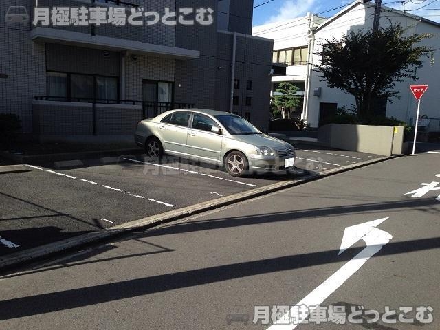 名古屋市中村区大秋町2丁目21-2の月極駐車場2
