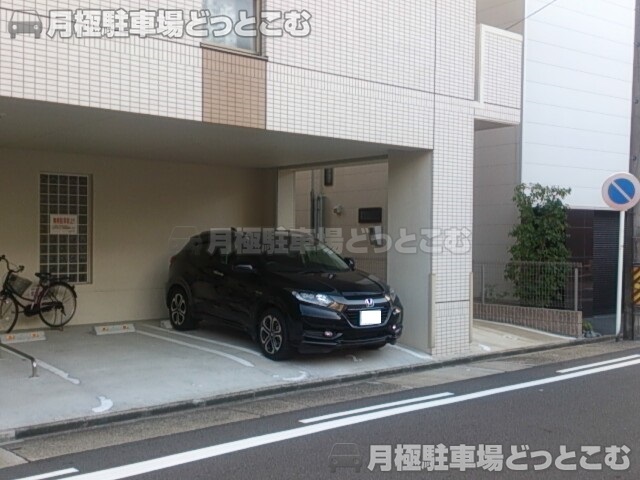 名古屋市中村区名駅南3丁目9-14の月極駐車場2
