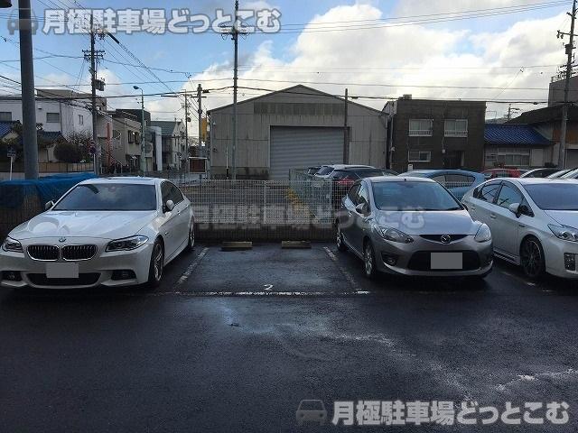 名古屋市東区大幸4丁目1-2の月極駐車場3