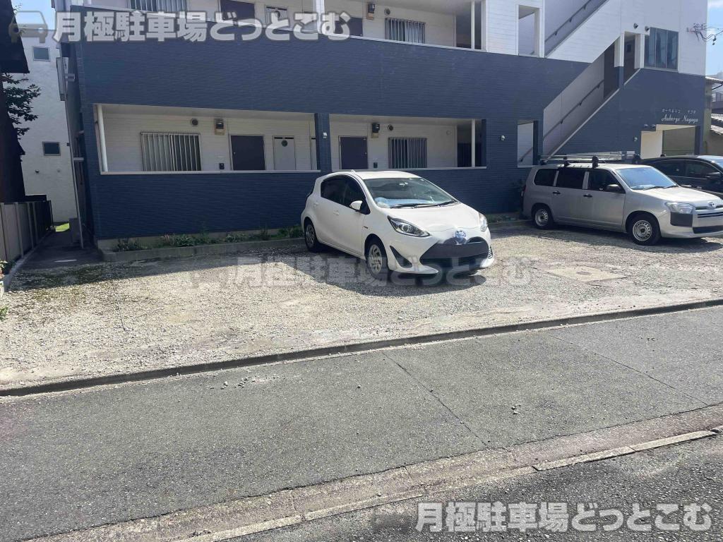 名古屋市中村区上米野町4丁目39の月極駐車場5