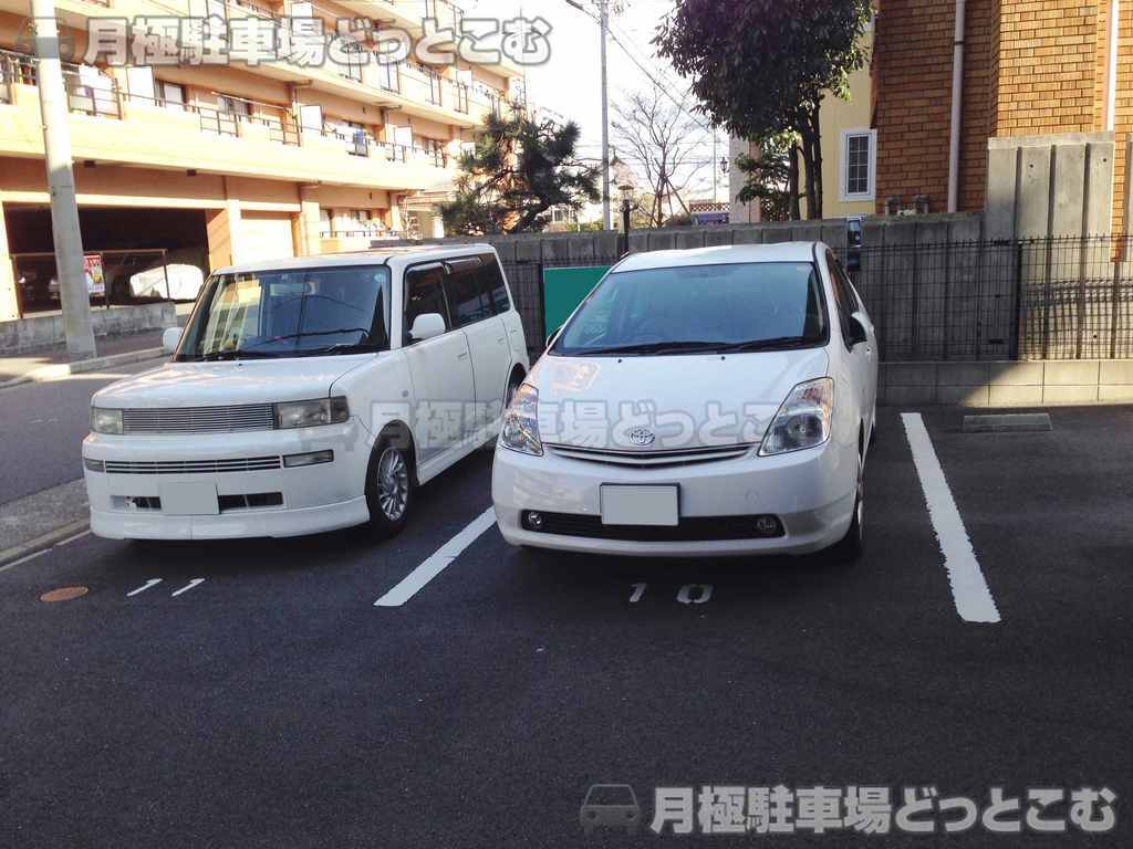 名古屋市中川区荒子1丁目179の月極駐車場3