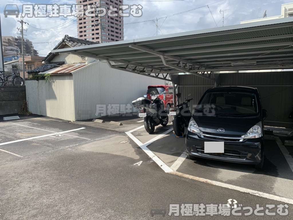 名古屋市千種区千種2丁目702の月極駐車場2