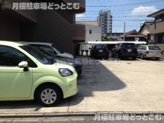 名古屋市中川区西日置2丁目1102-2･1102-3の月極駐車場2