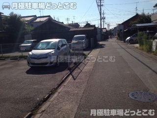 名古屋市中村区角割町4丁目34-4の月極駐車場3