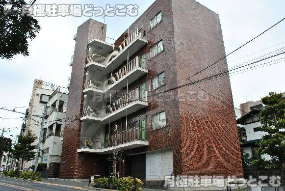 文京区本郷6-21-7の月極駐車場2