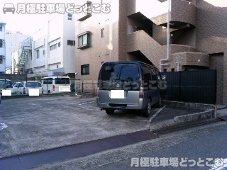 名古屋市南区西又兵ヱ町4丁目27の月極駐車場2