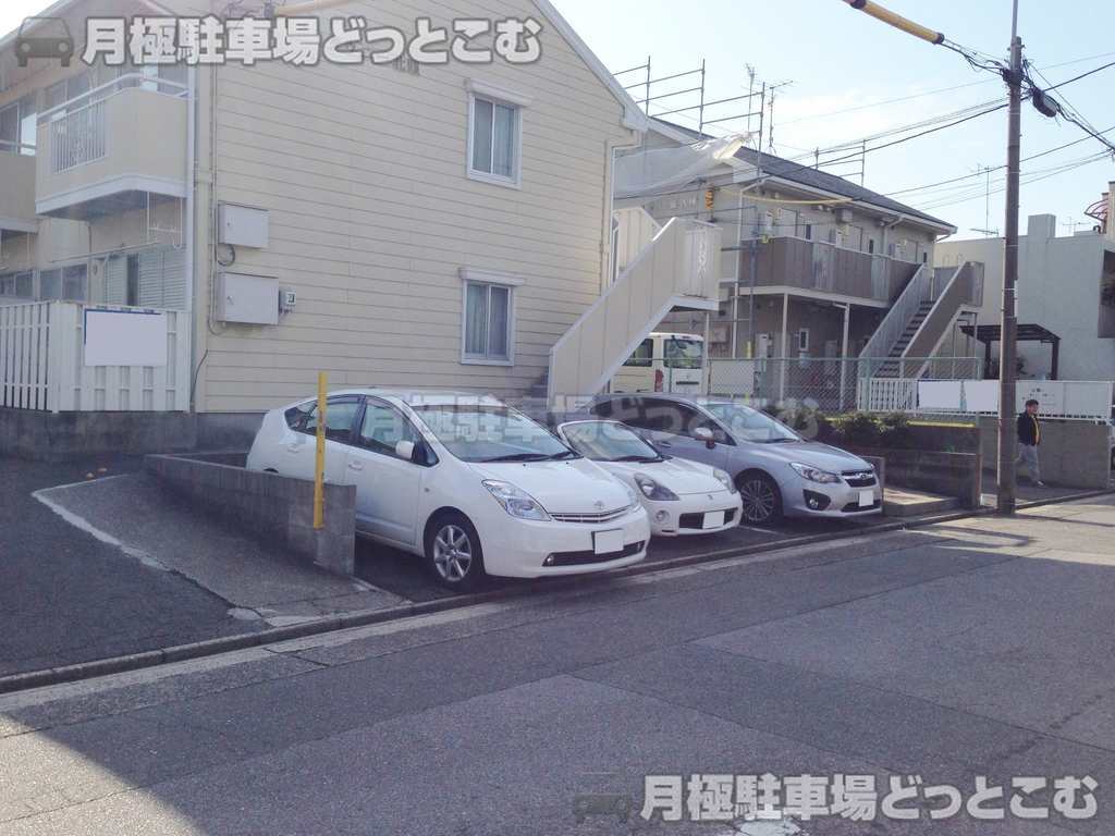名古屋市南区西又兵ヱ町4丁目27の月極駐車場3