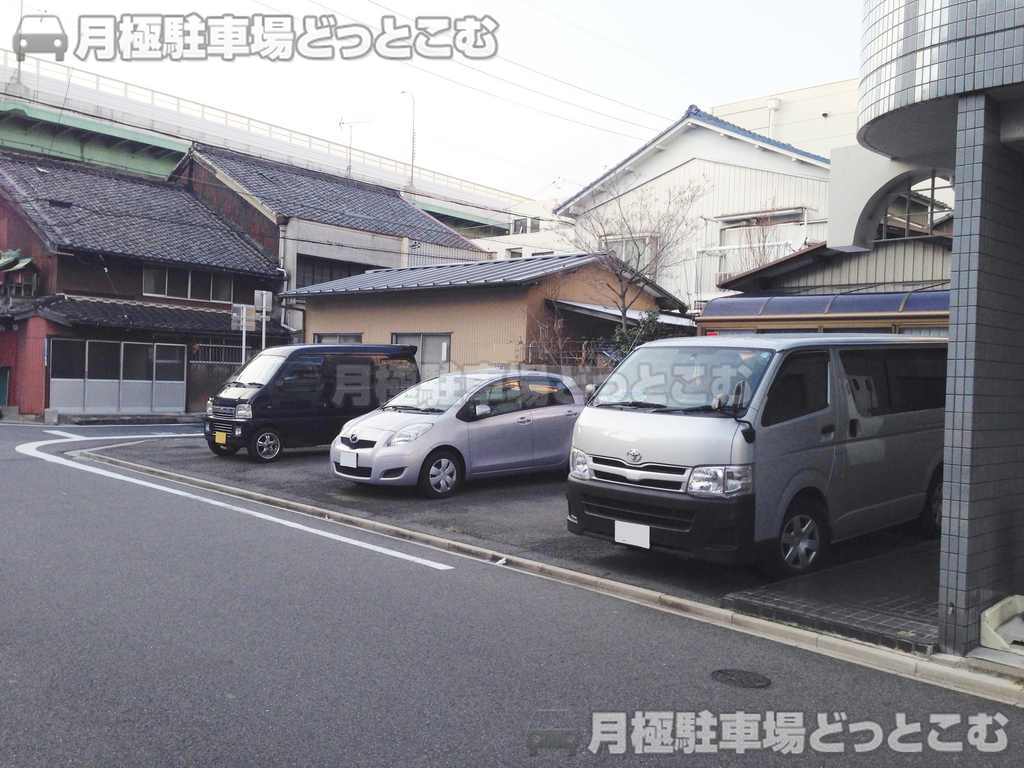 名古屋市西区幅下1丁目1024の月極駐車場1