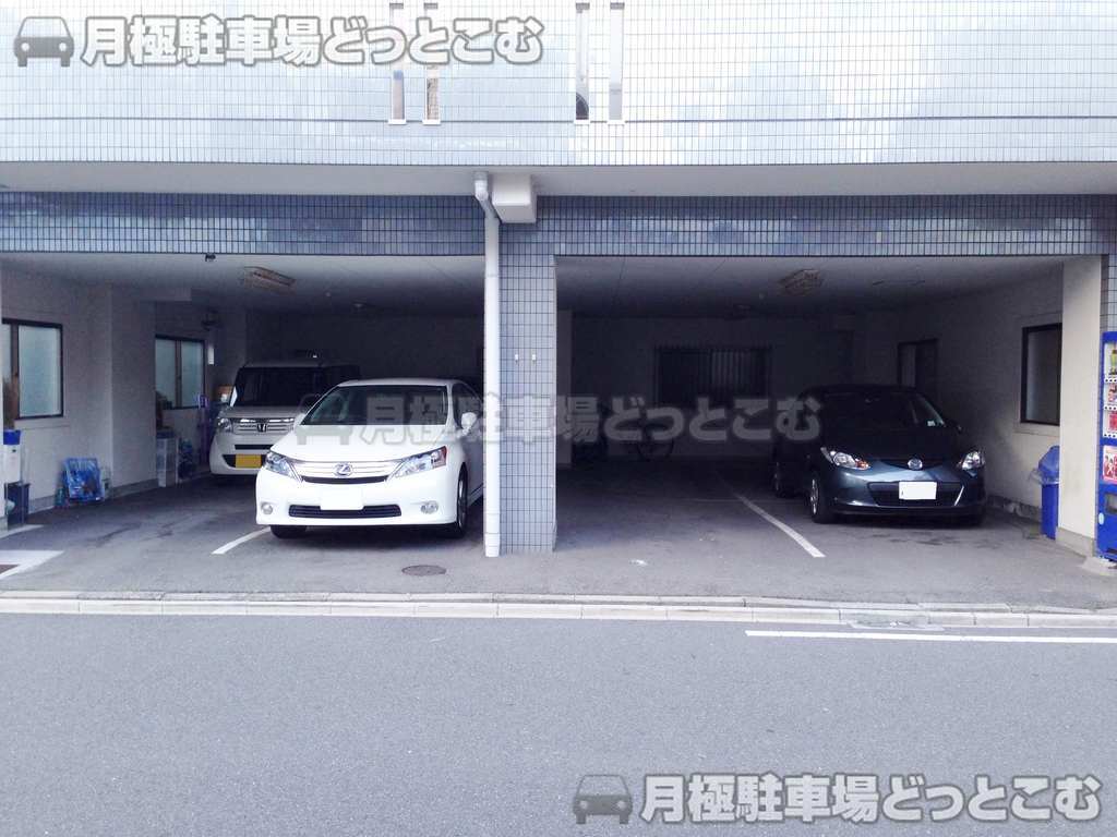 名古屋市西区幅下1丁目1024の月極駐車場1