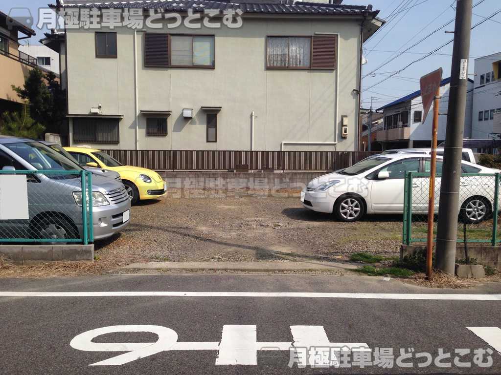 名古屋市北区金城2丁目601-1の月極駐車場3