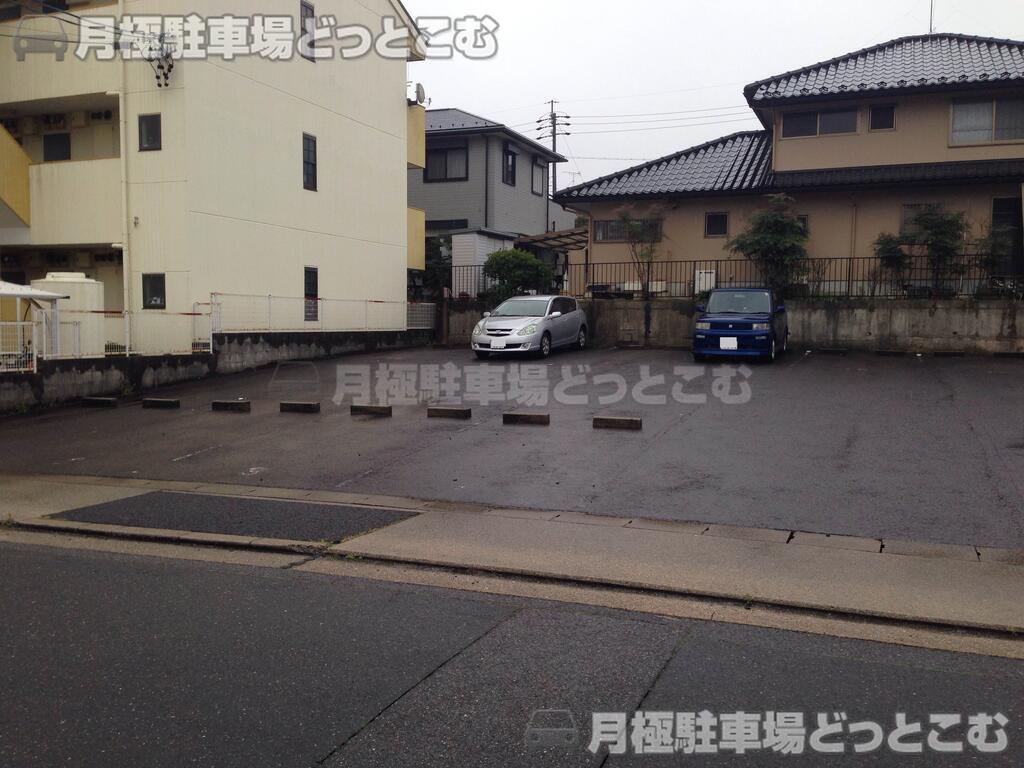 名古屋市天白区中平2丁目1104の月極駐車場2