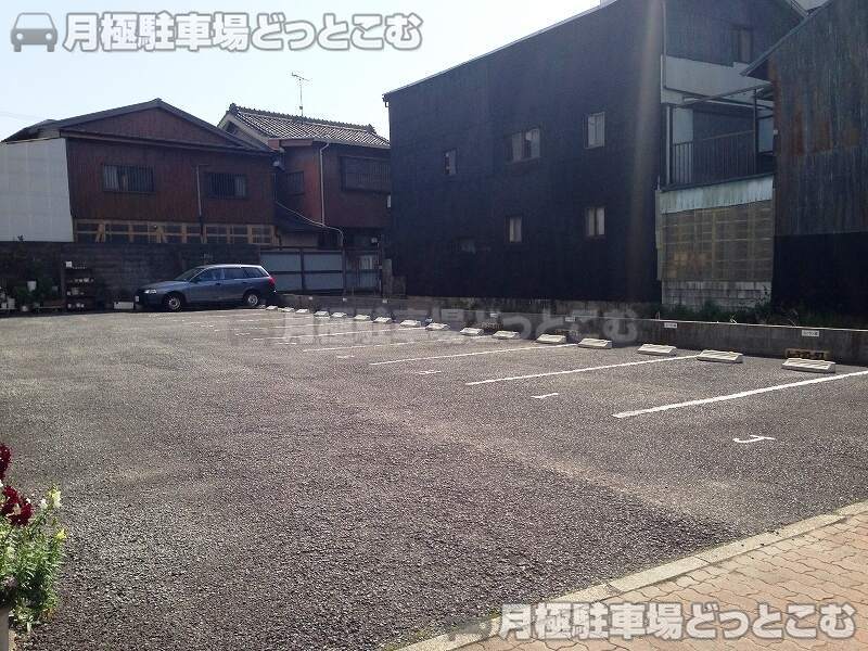 名古屋市中川区山王3丁目1116の月極駐車場2