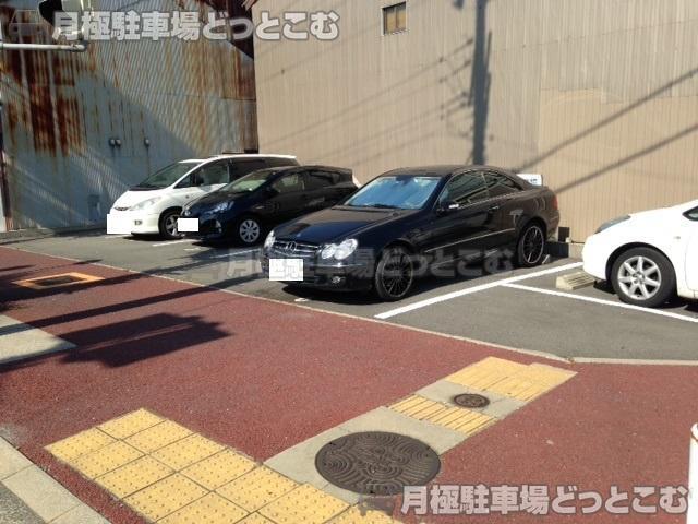 名古屋市中川区柳堀町906の月極駐車場2