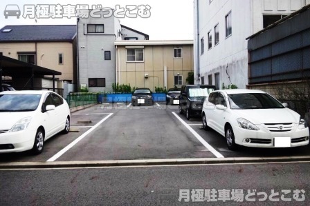 名古屋市西区城北町3丁目51の月極駐車場2