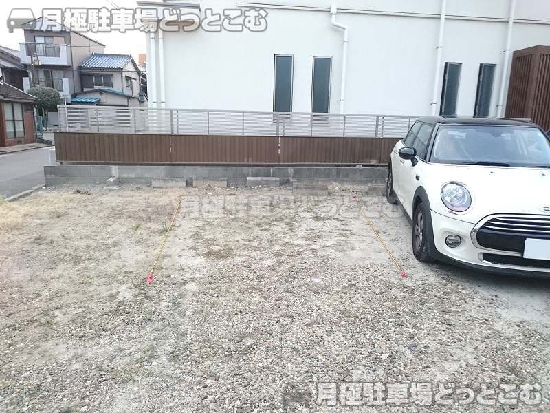名古屋市熱田区青池町2-35の月極駐車場2