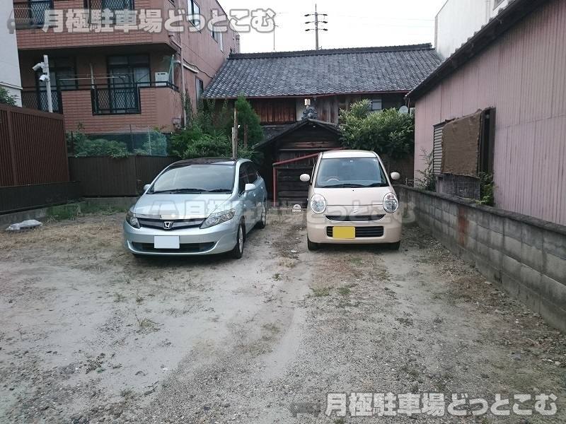 名古屋市熱田区青池町2-35の月極駐車場3