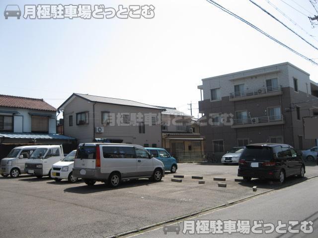 名古屋市中村区向島町2丁目20の月極駐車場2