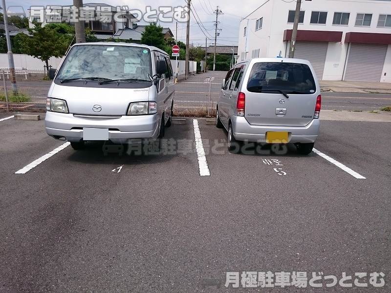 名古屋市中村区烏森町7-305の月極駐車場2