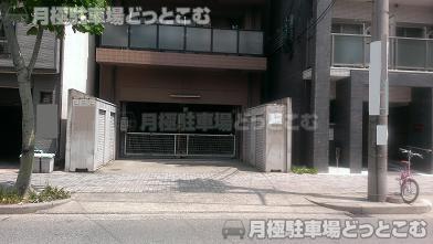 名古屋市中区上前津1-12-34の月極駐車場1