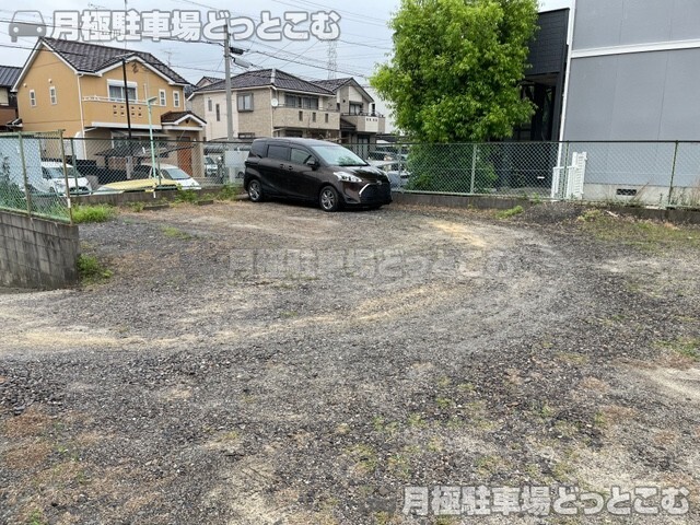 名古屋市名東区猪高台1-1203の月極駐車場2