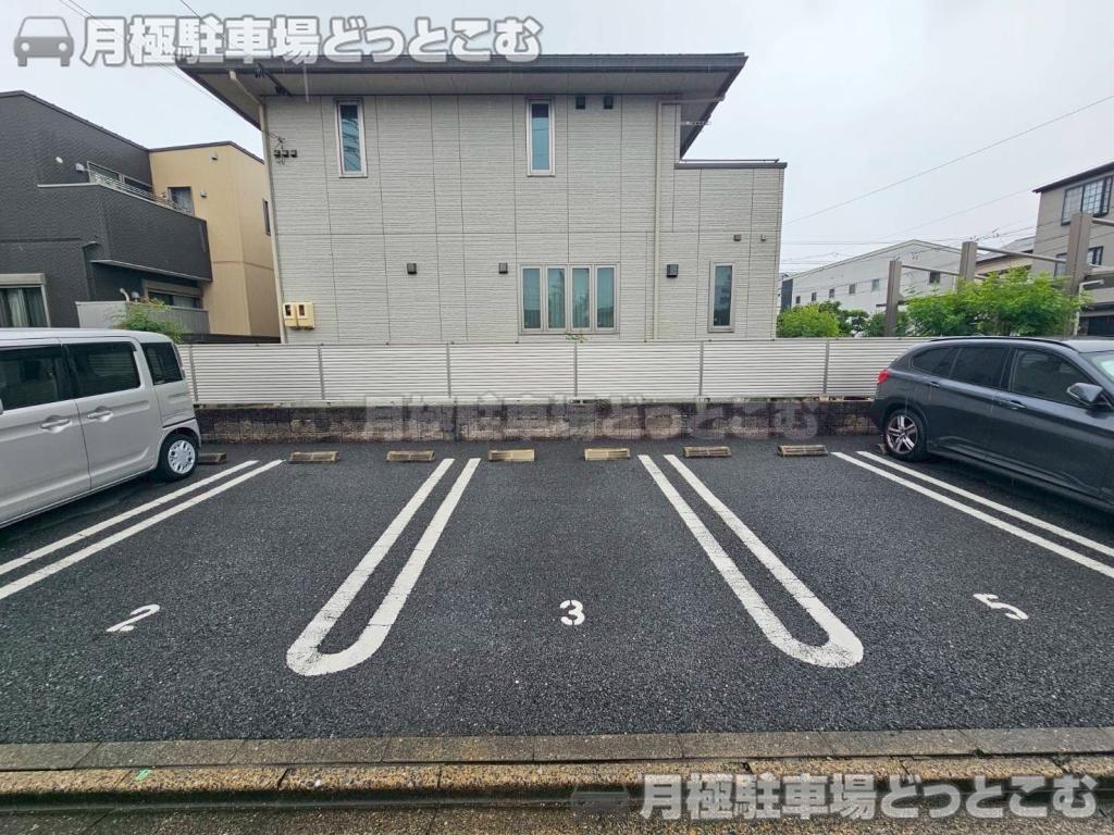 名古屋市北区光音寺町2丁目55の月極駐車場9