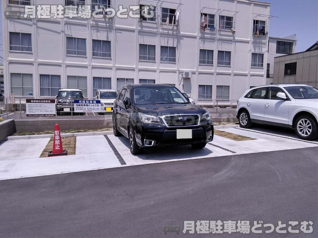 名古屋市西区市場木町500の月極駐車場2
