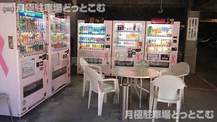 名古屋市中区大須4-1-32の月極駐車場2