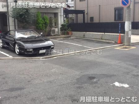 名古屋市東区泉3丁目418-1の月極駐車場2