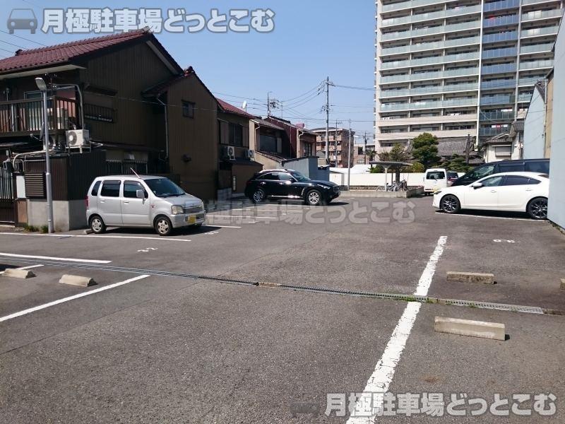 名古屋市中区正木3-1201-2、1205-2の月極駐車場2