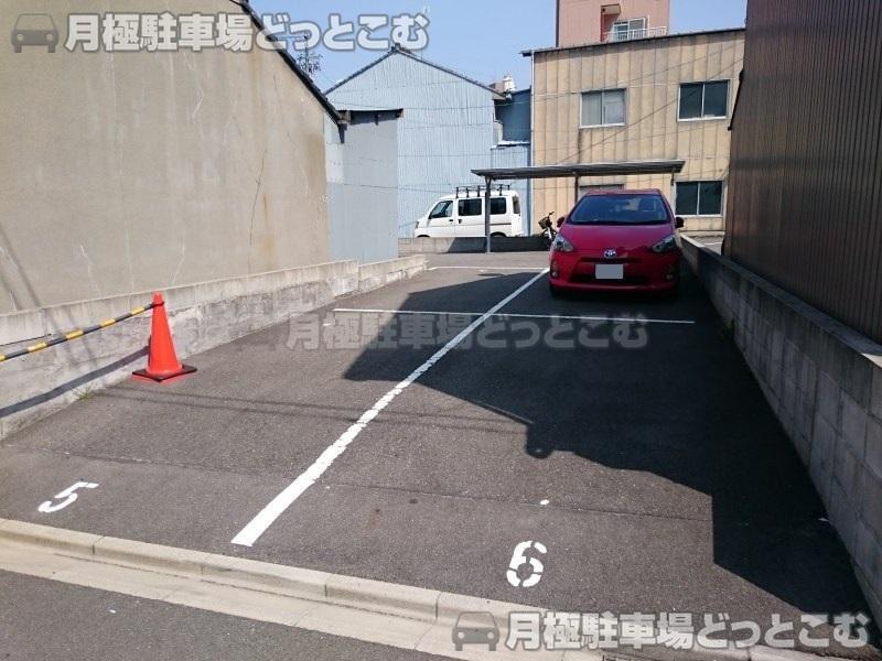 名古屋市中区正木3-1201-2、1205-2の月極駐車場1